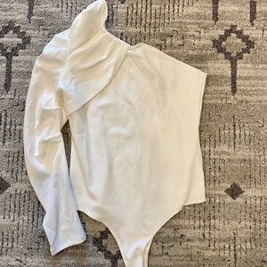 TCEC White Ruffle Shoulder Bodysuit